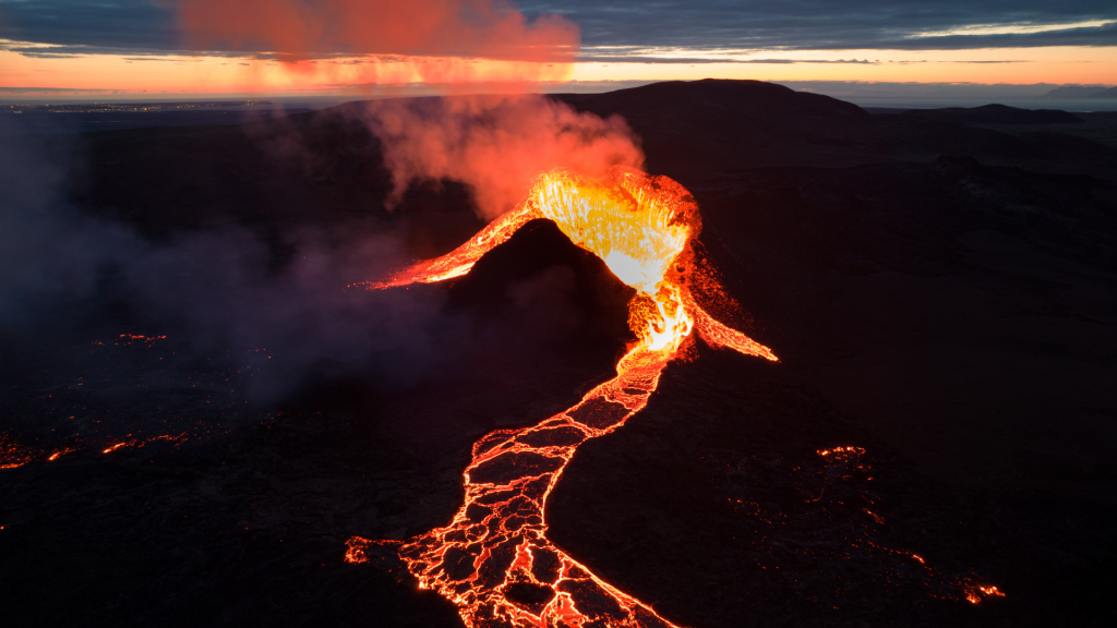 What Happens When a Volcano Erupts?